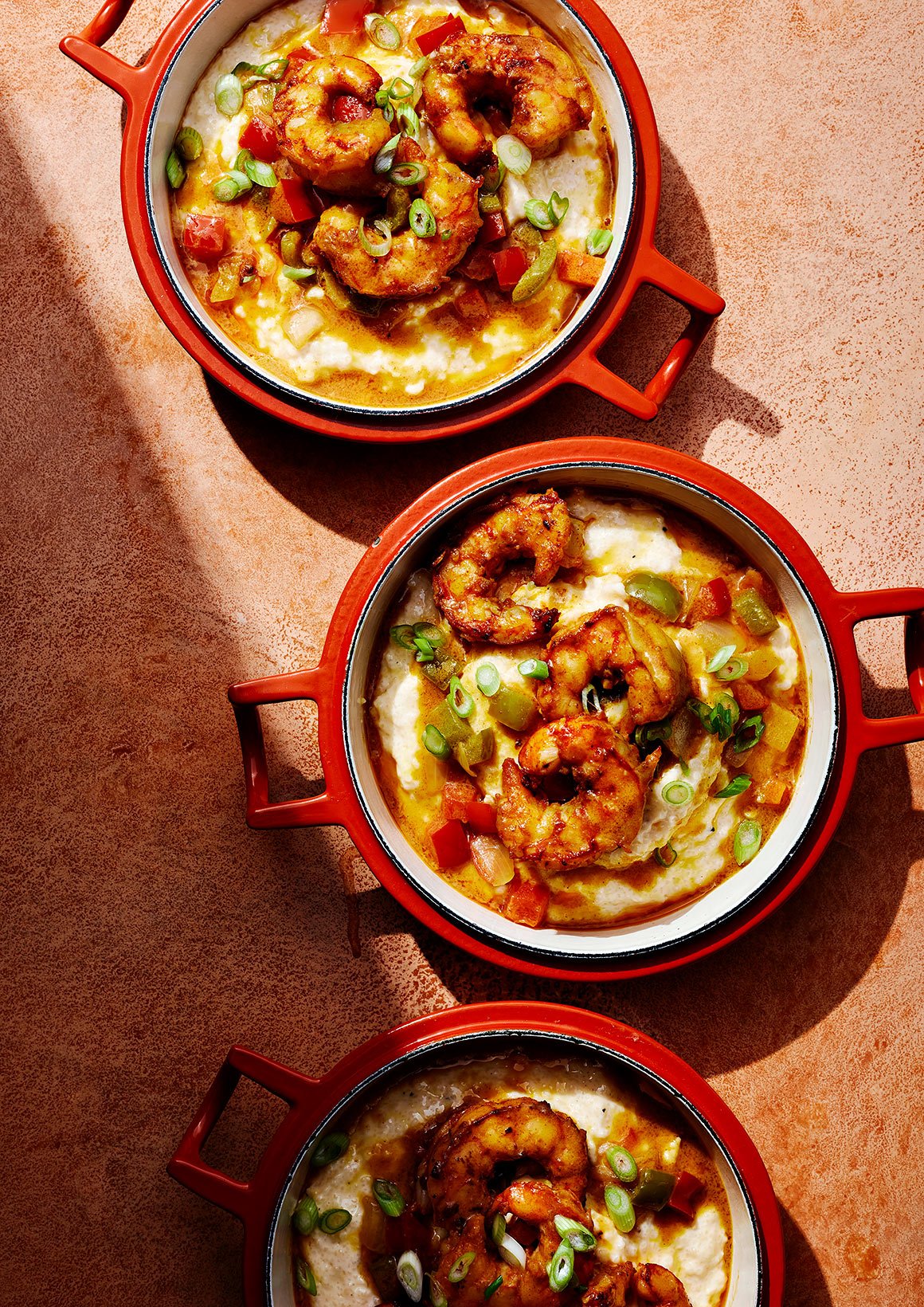 NBA-All-star_Shaquille-Oneal-cooking-Family-stlye-Shrimp-and-Grits-recipe.jpg