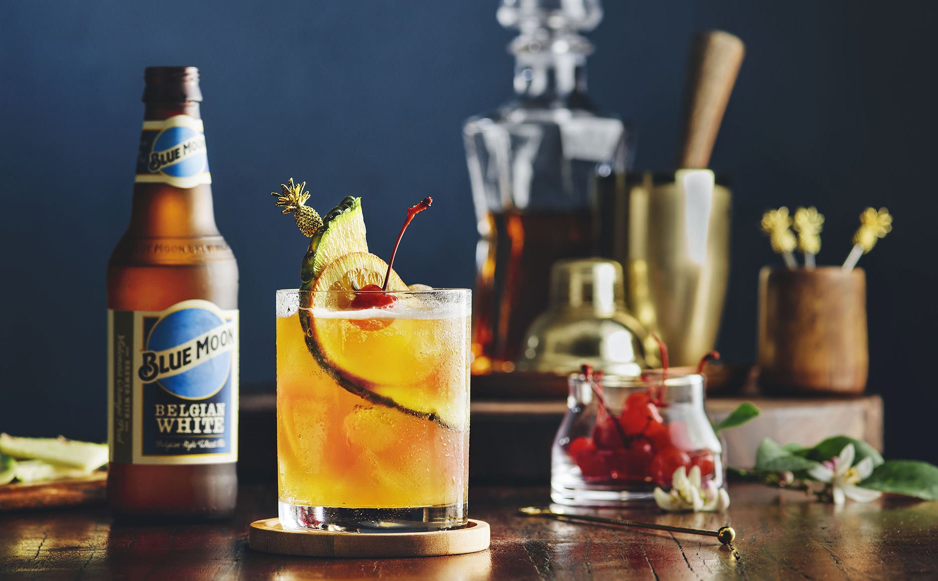 Rum-Swizzle-cocktail-beer-ad-blue-moon-tropical.jpg