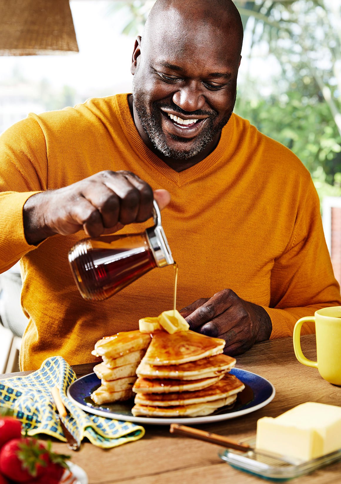 celebrity-portrait-Shaq-eating-Pancakes-breakfast-recipe.jpg