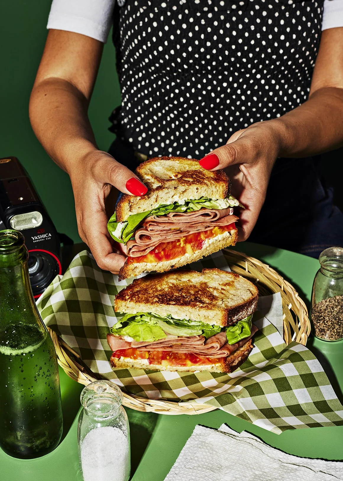 fast-casual-sandwhich-advertising-lifestly-photographer-BLT.jpg