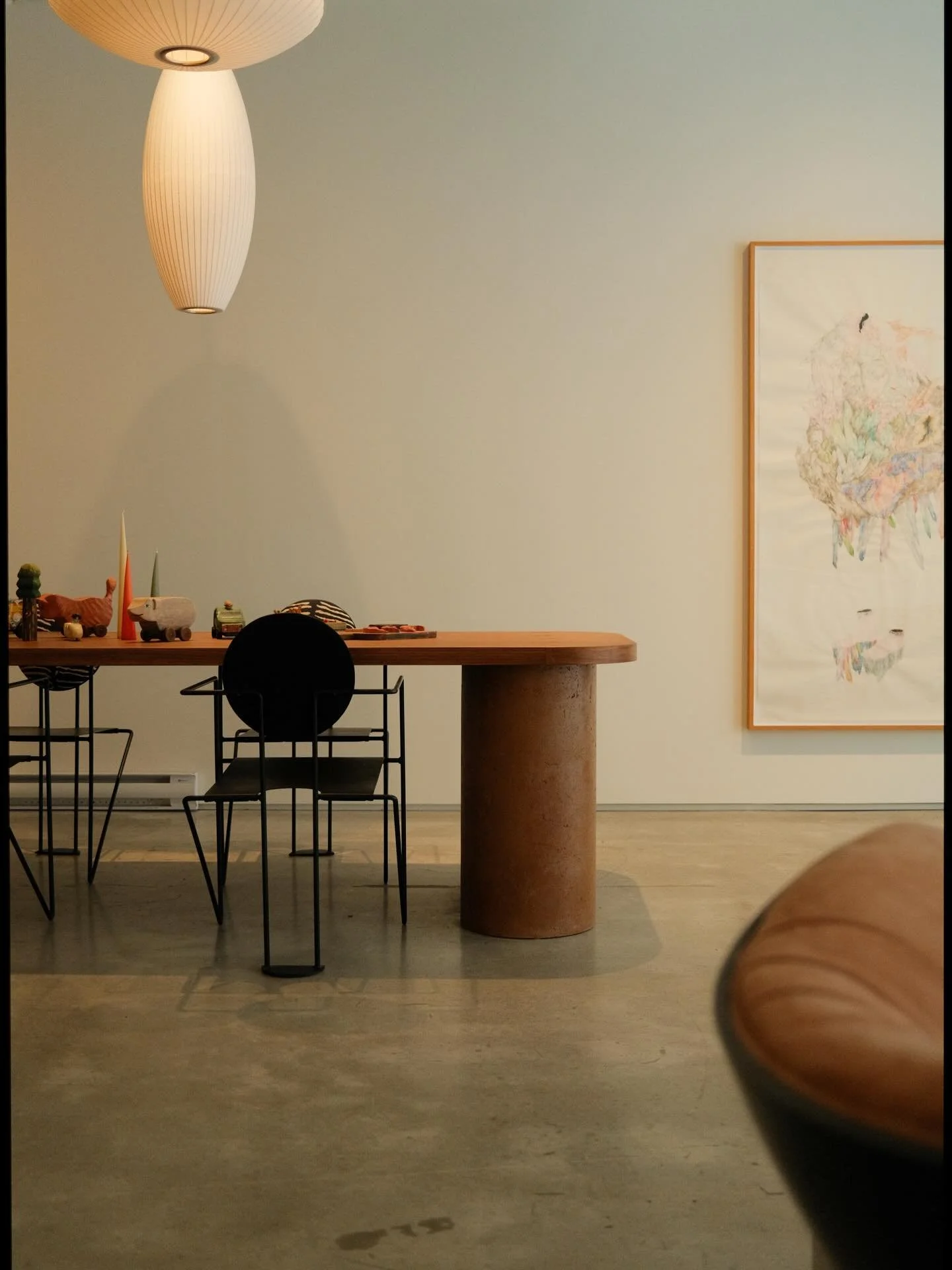 Galerie Collection Collection

Pi&egrave;tements de table | Jackson Antique

Chez Collection Collection, l&rsquo;objet devient &oelig;uvre d&rsquo;art. Entre galerie et espace de cr&eacute;ation, les formes dialoguent et les mati&egrave;res s&rsquo;e