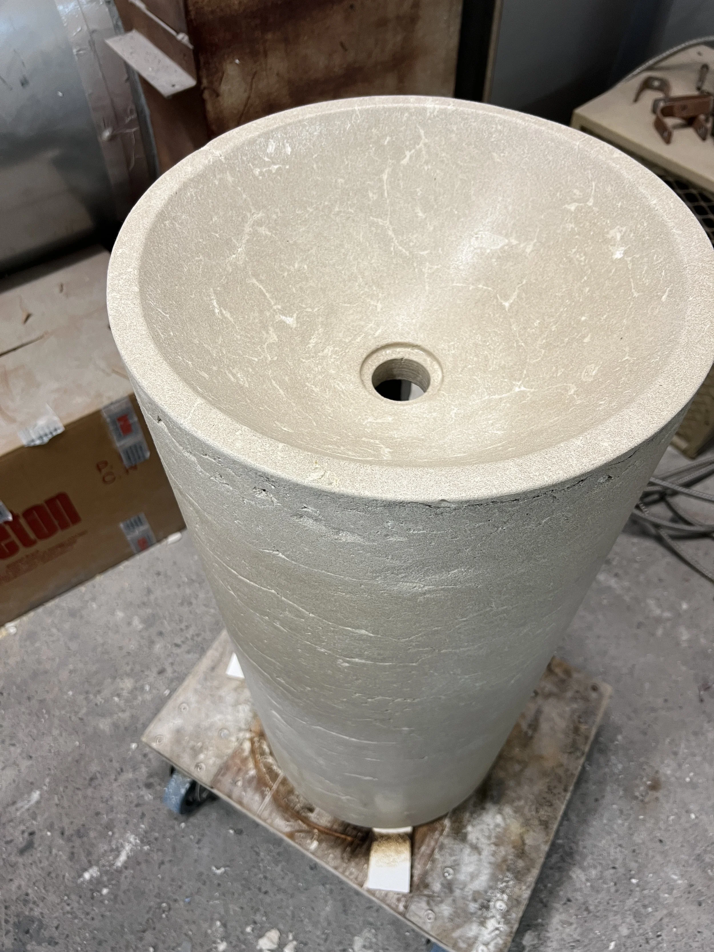 LAVABO CATALINA TALL_beige antique (1).JPG