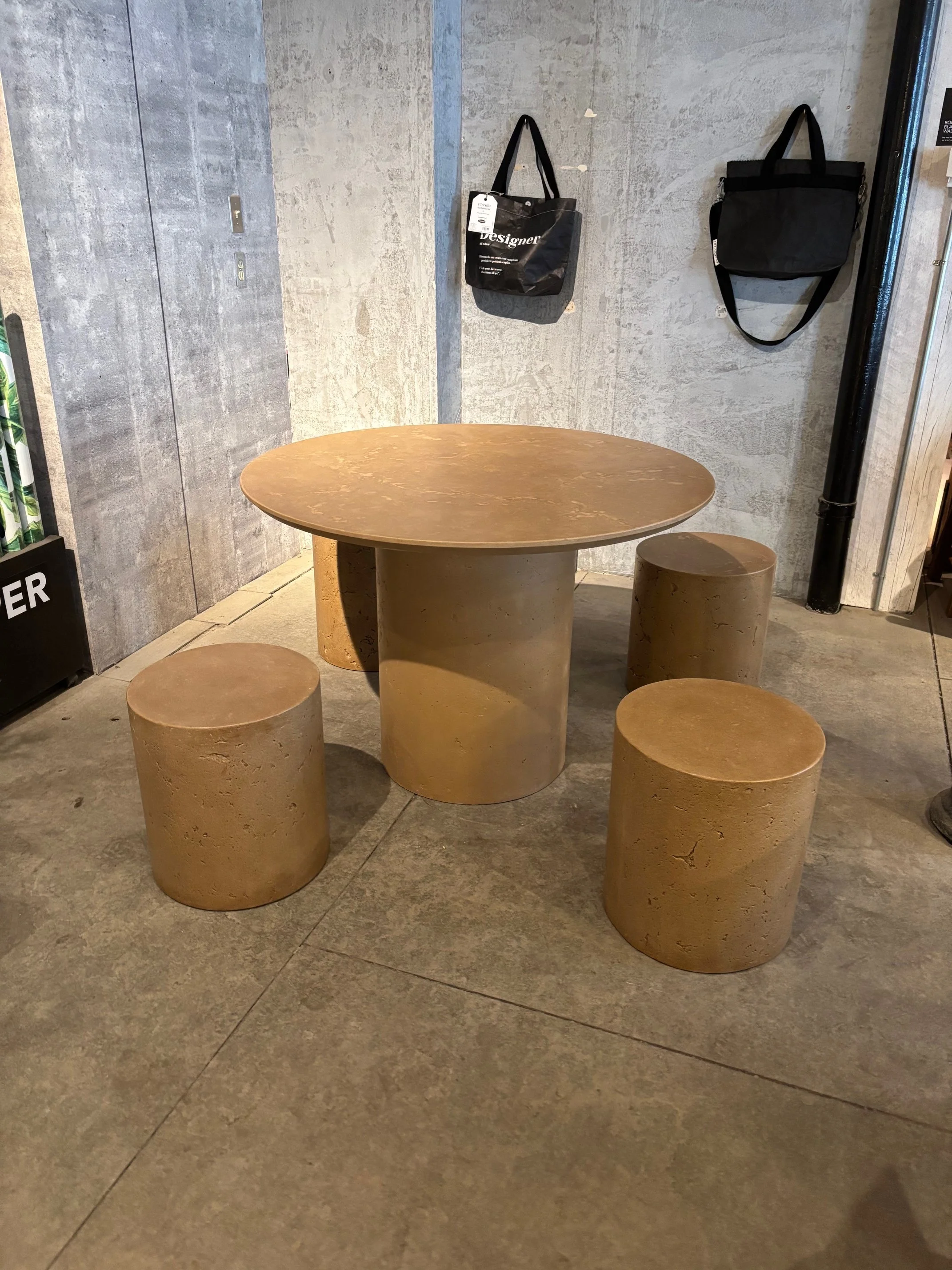 TABLE SWELL 42 et CYLINDRE 15x17_caffe antique.jpg