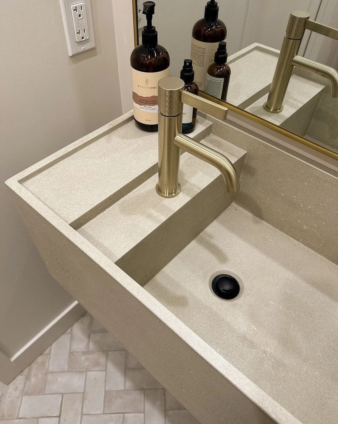 LAVABO VISTA_beige standard(4).jpg