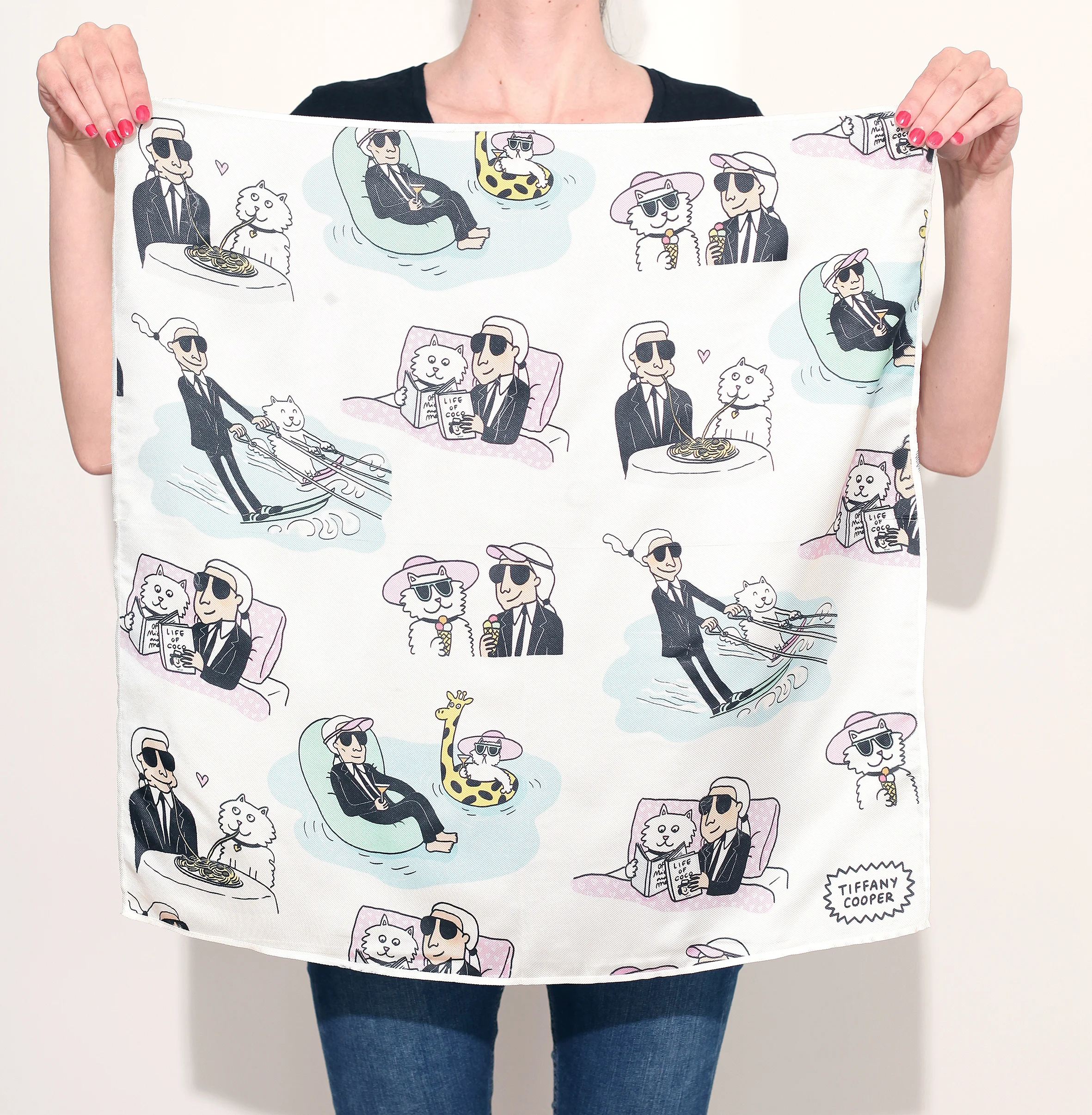KARL AND CHOUPETTE SCARF