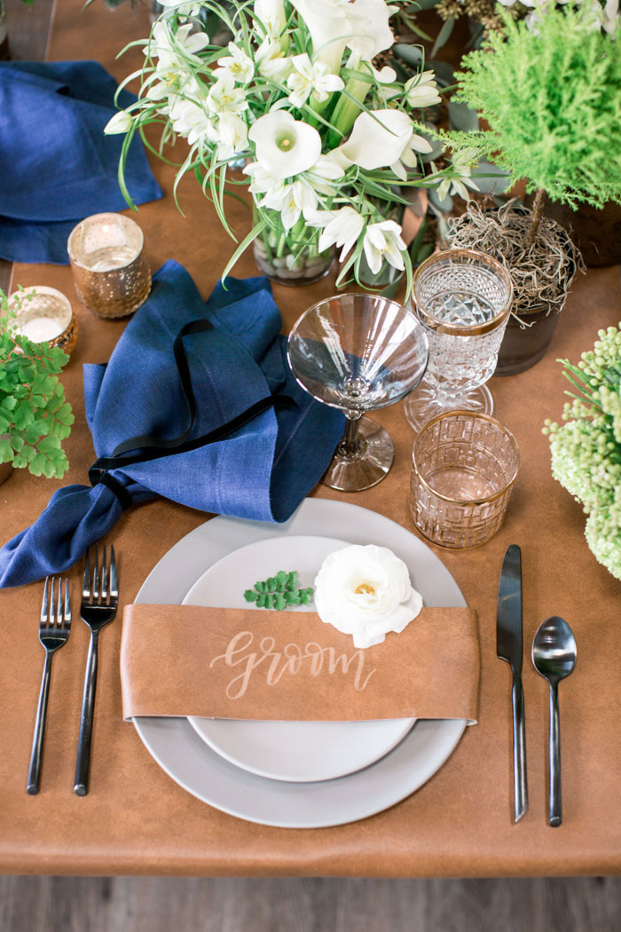Whiskey Inspired Photoshoot // The 1912 // Grey Likes Weddings