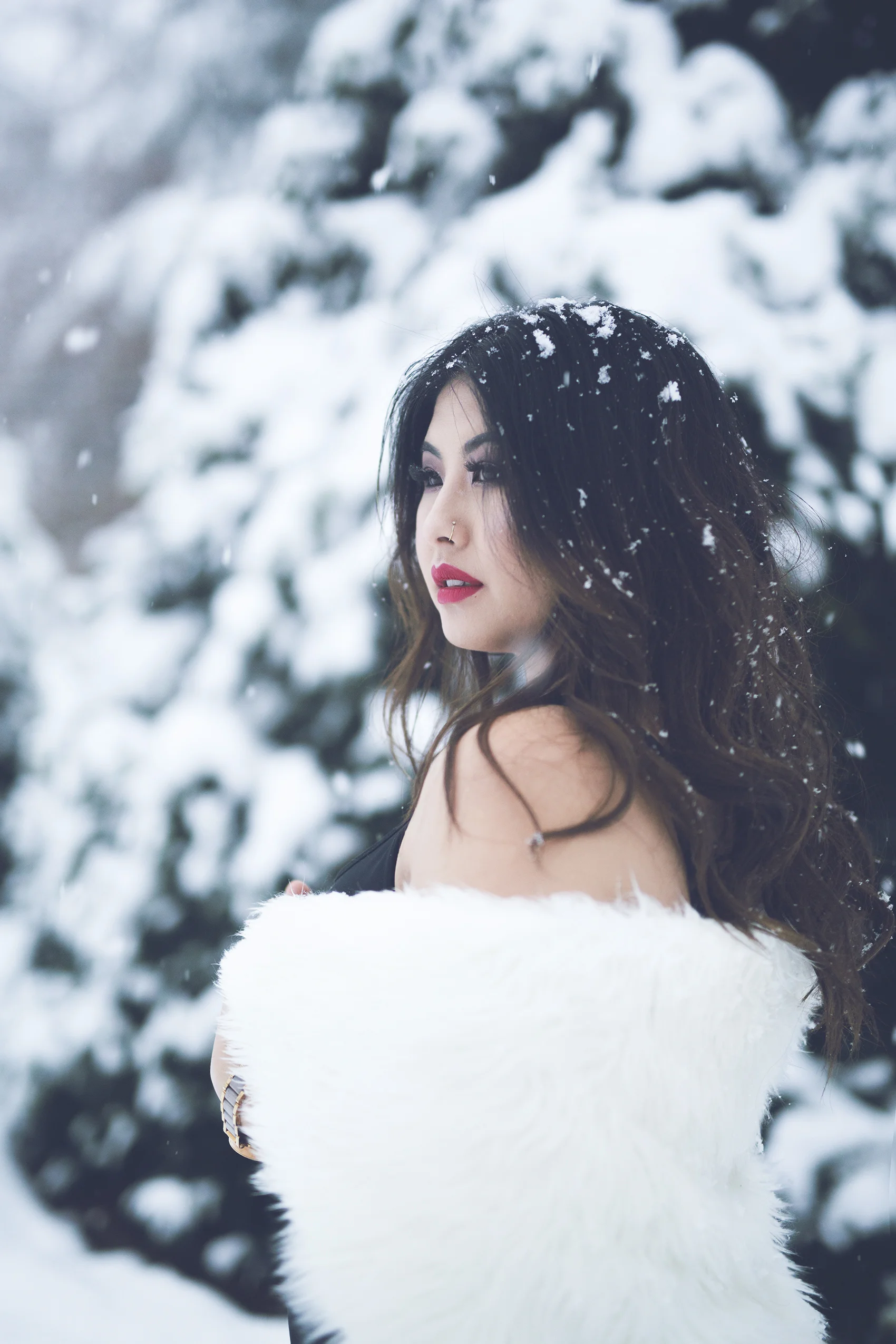 ZZ_CINDY_SNOW_03.jpg