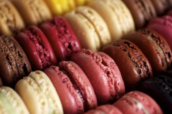 laduree-macarons-paris-pic2_cover_655x380.jpeg