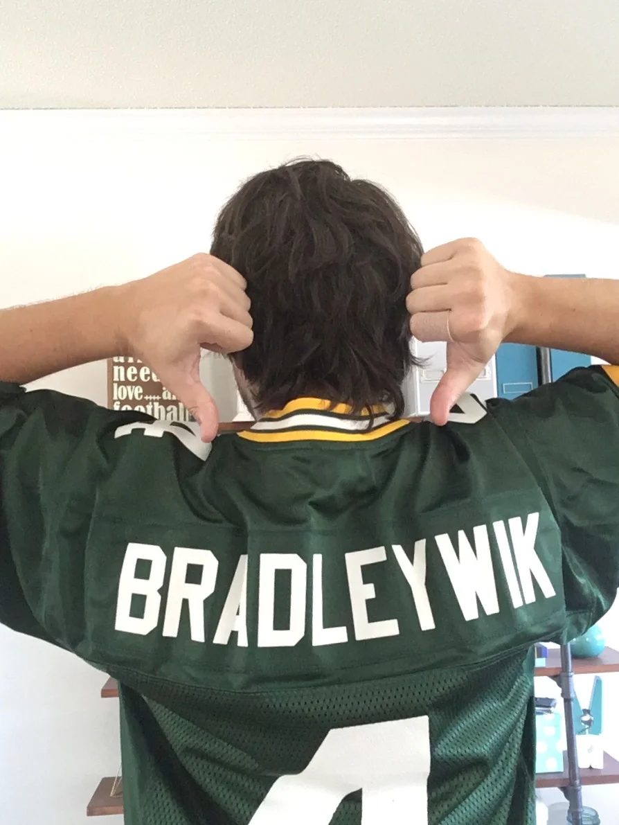 Friday September 15th at 9pm EST and 9pm PST, Bradley Wik will be performing LIVE ON PERISCOPE. Tune in to follow Bradley HERE or by searching "Bradley Wik" (@bradleywik) on the Periscope app.