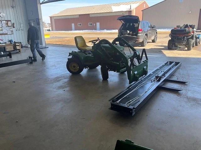 The Rise of the "Weekend Warrior": Why the Garden Tractor is a Real Workhorse