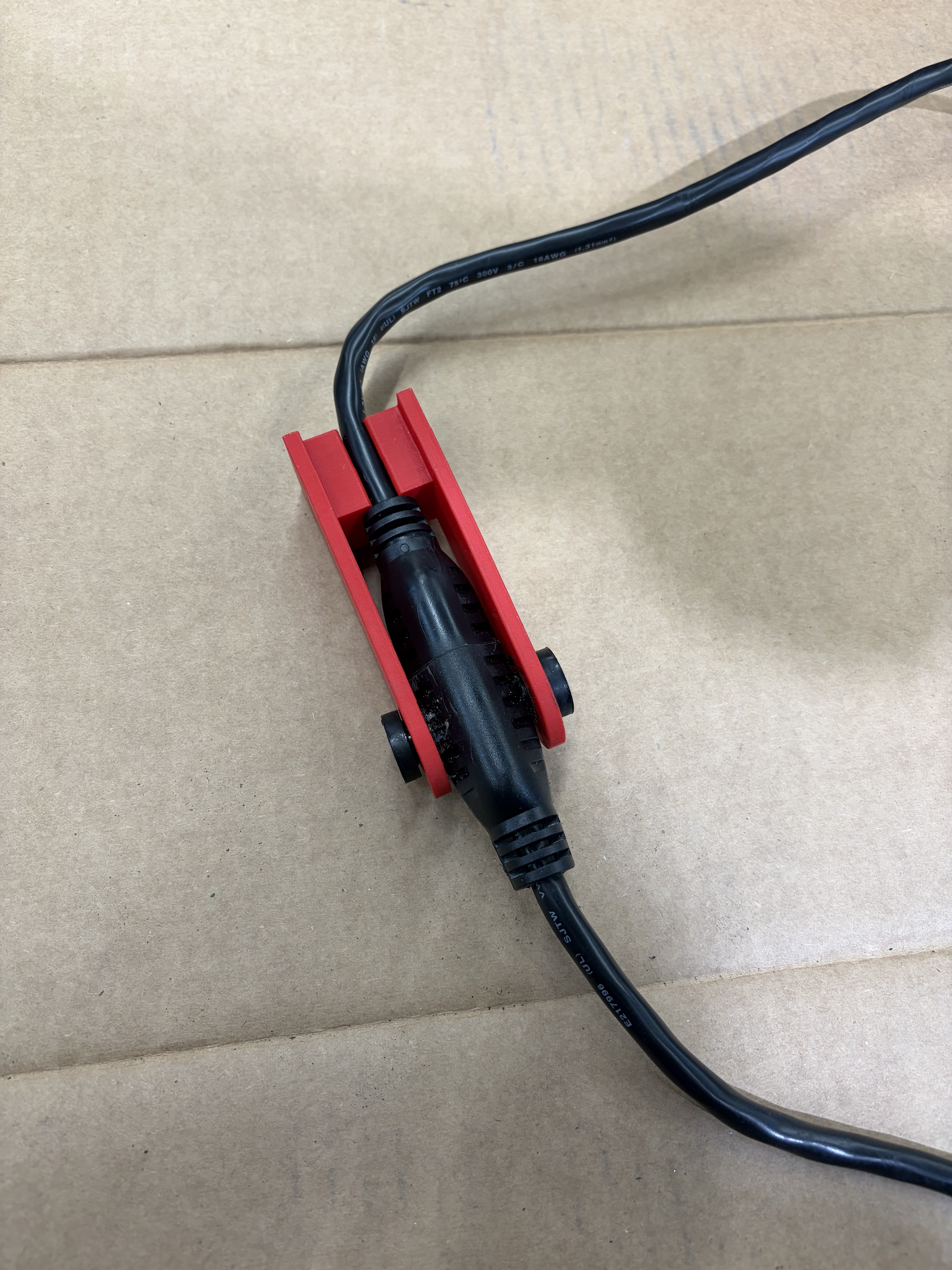 CordSecure - plugged in