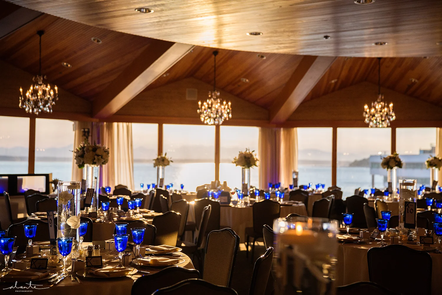 Seattle Bride Best of 2016 Edgewater Hotel