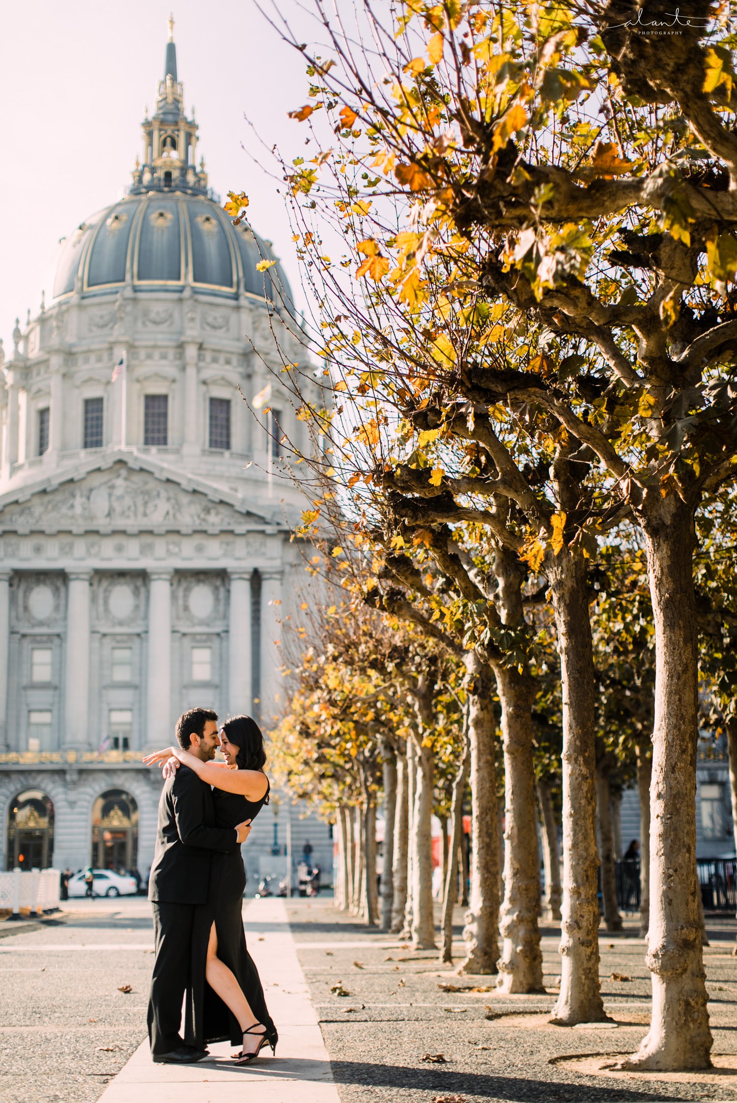 san-francisco-city-hall-engagement_011.jpg