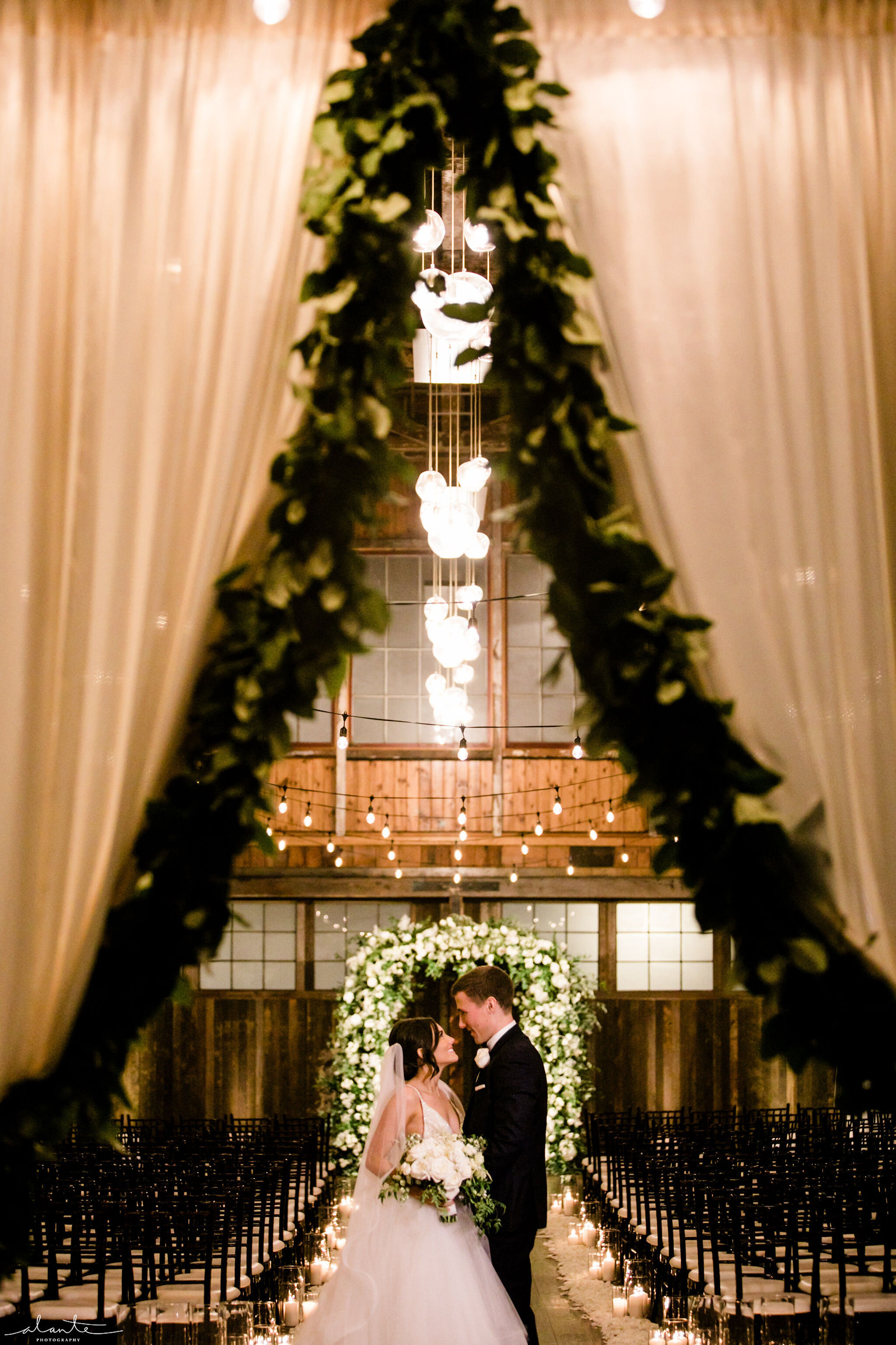 Alante-Photography-Seattle-Washington-Wedding-Sodo-Park-031.jpg