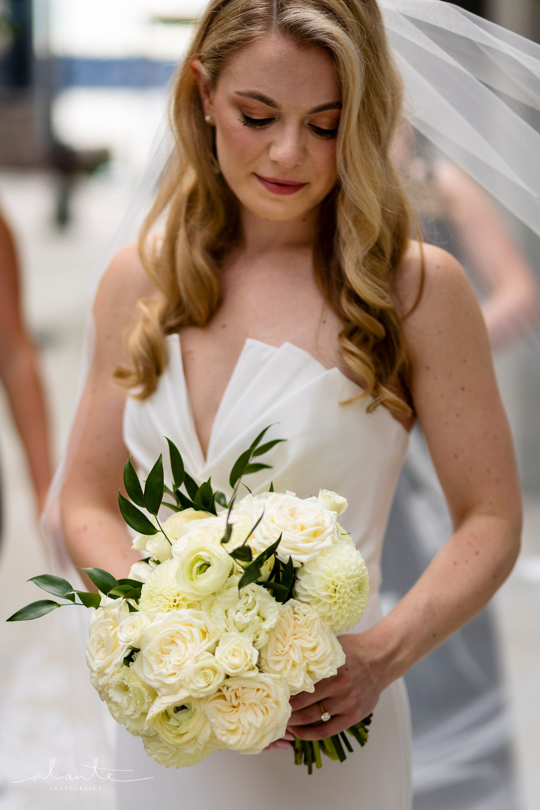 Alante-Photography-Seattle-Washington-Fairmont-Olympic-Wedding-049.jpg