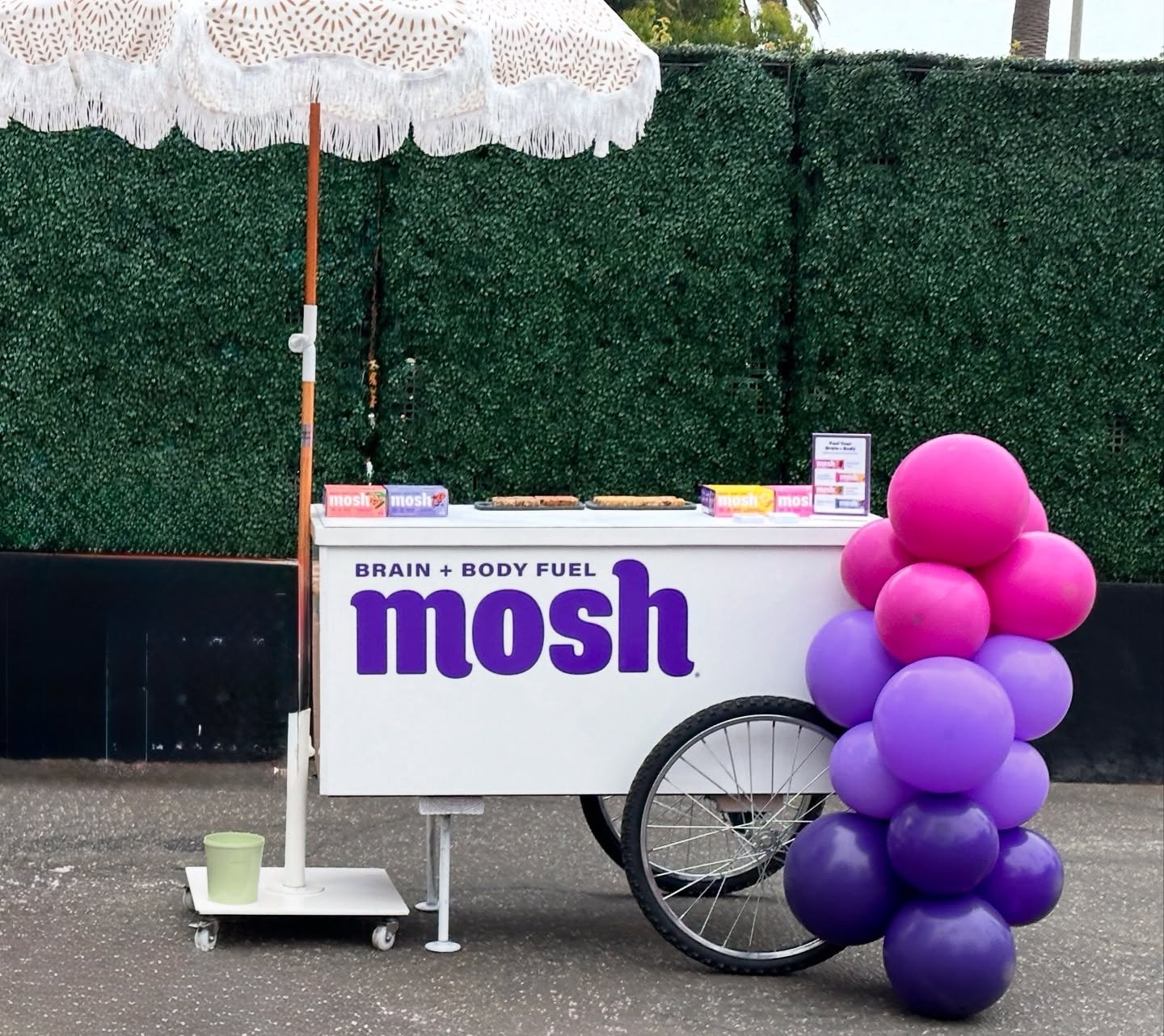 🍦 Cool branding that stands out! 🍦

We helped @moshlife serve up brain+body fuel in style with this eye-catching cart @thebungalowsm 

From event signage to storefront displays, Molten Productions makes your brand the cherry on top.

Need signage? 