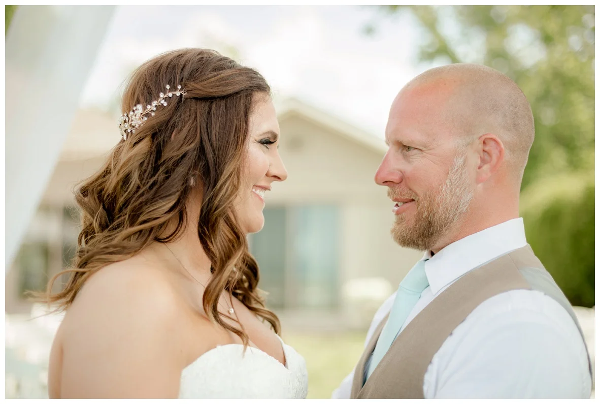 Cleveland Wedding Photographers - Alyssa and Steve_0025.jpg