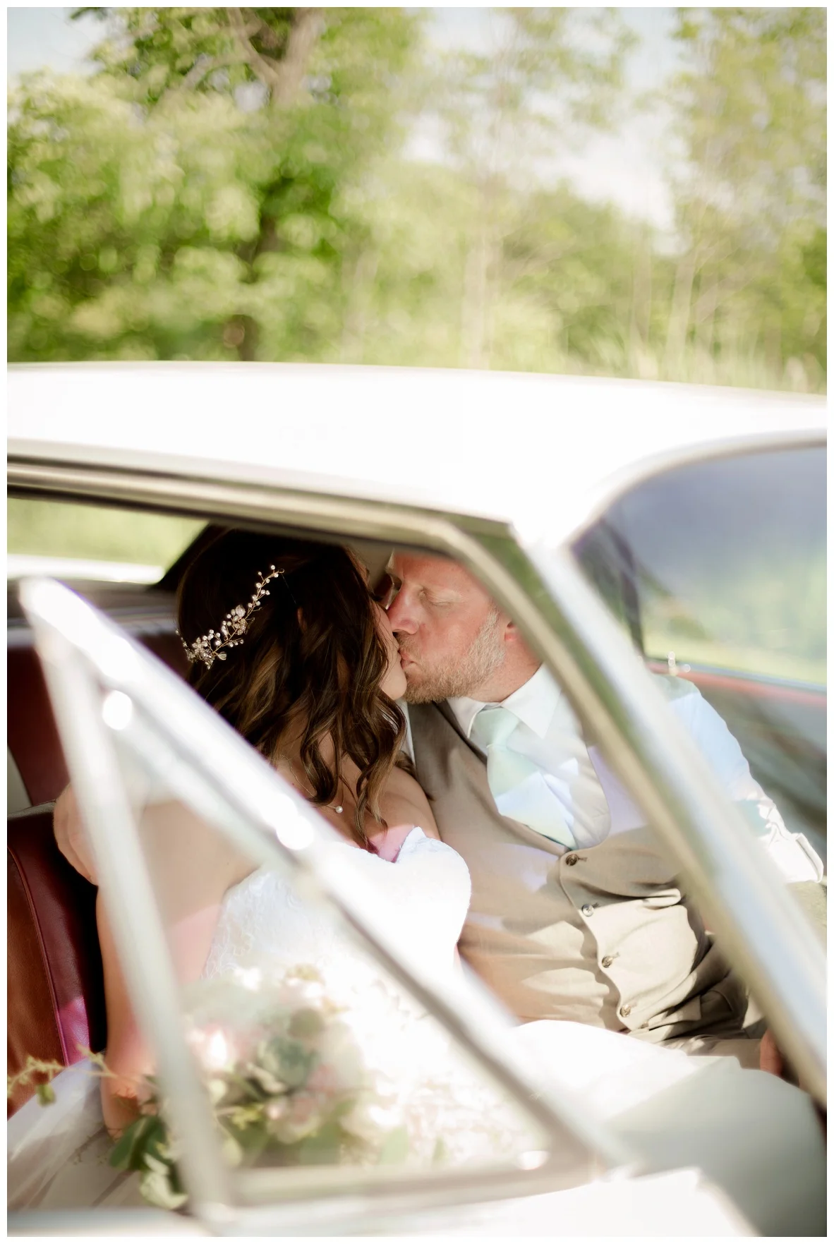 Cleveland Wedding Photographers - Alyssa and Steve_0040.jpg