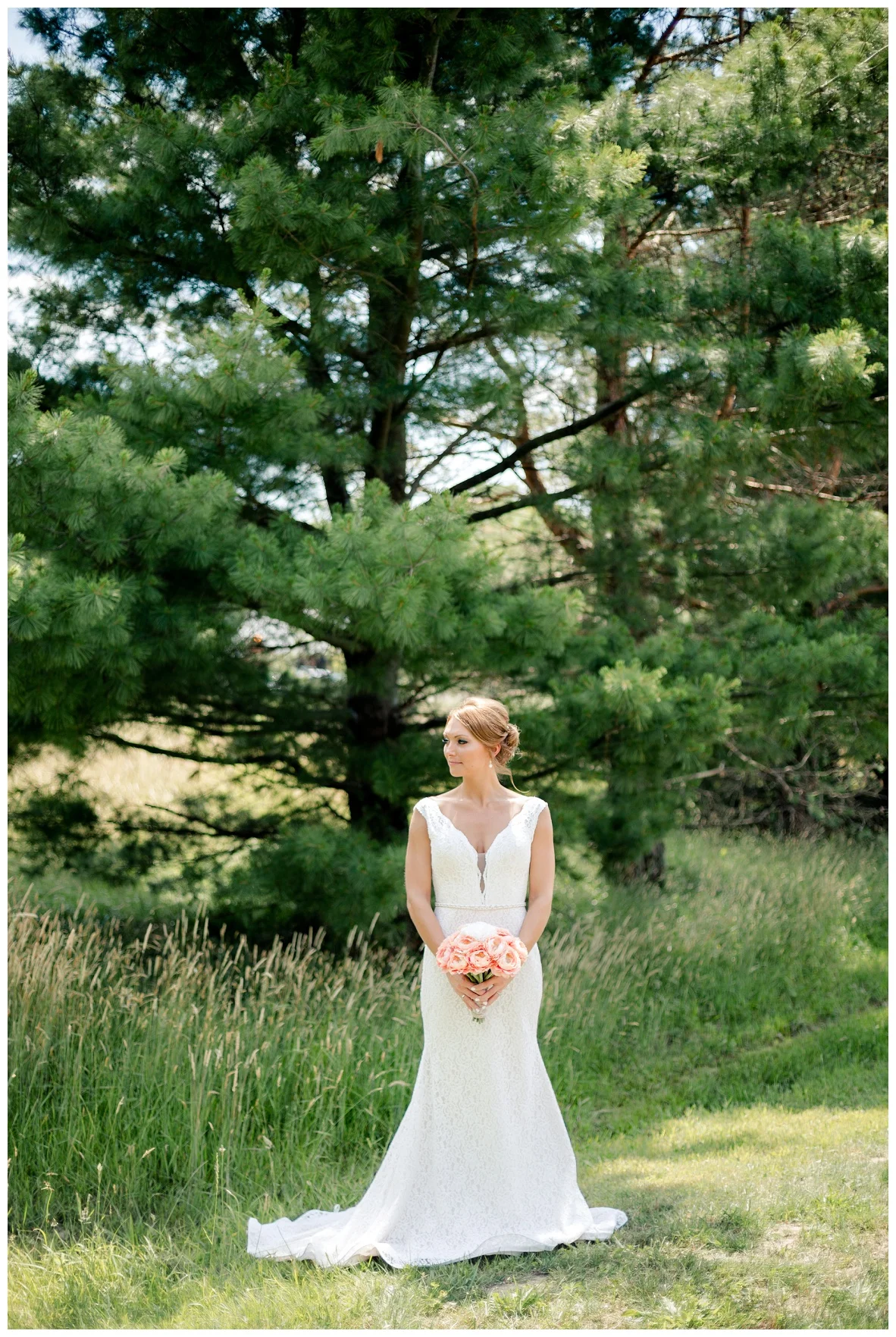 Cleveland Wedding Photographers Ashley and Todd_0017.jpg