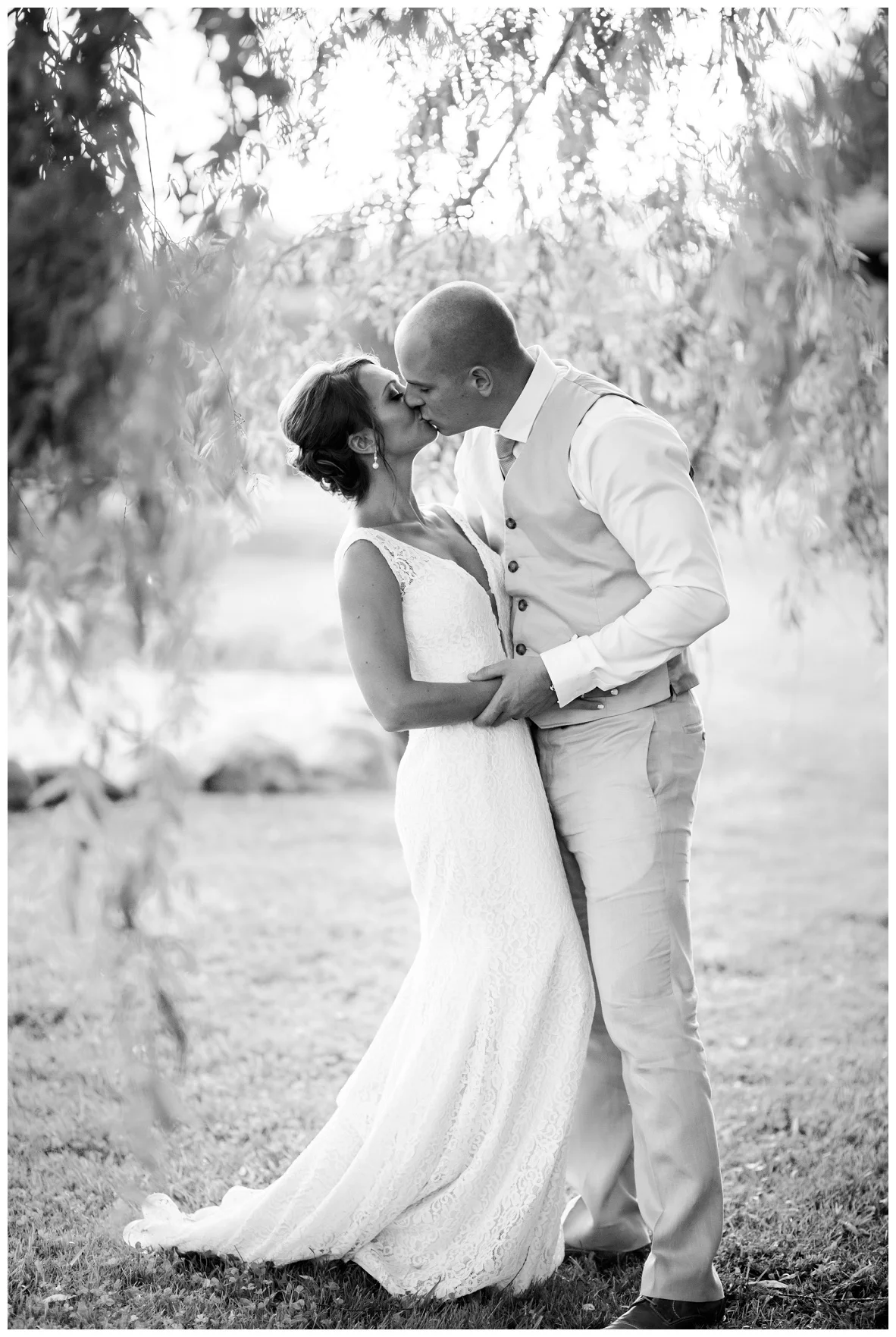 Cleveland Wedding Photographers Ashley and Todd_0108.jpg