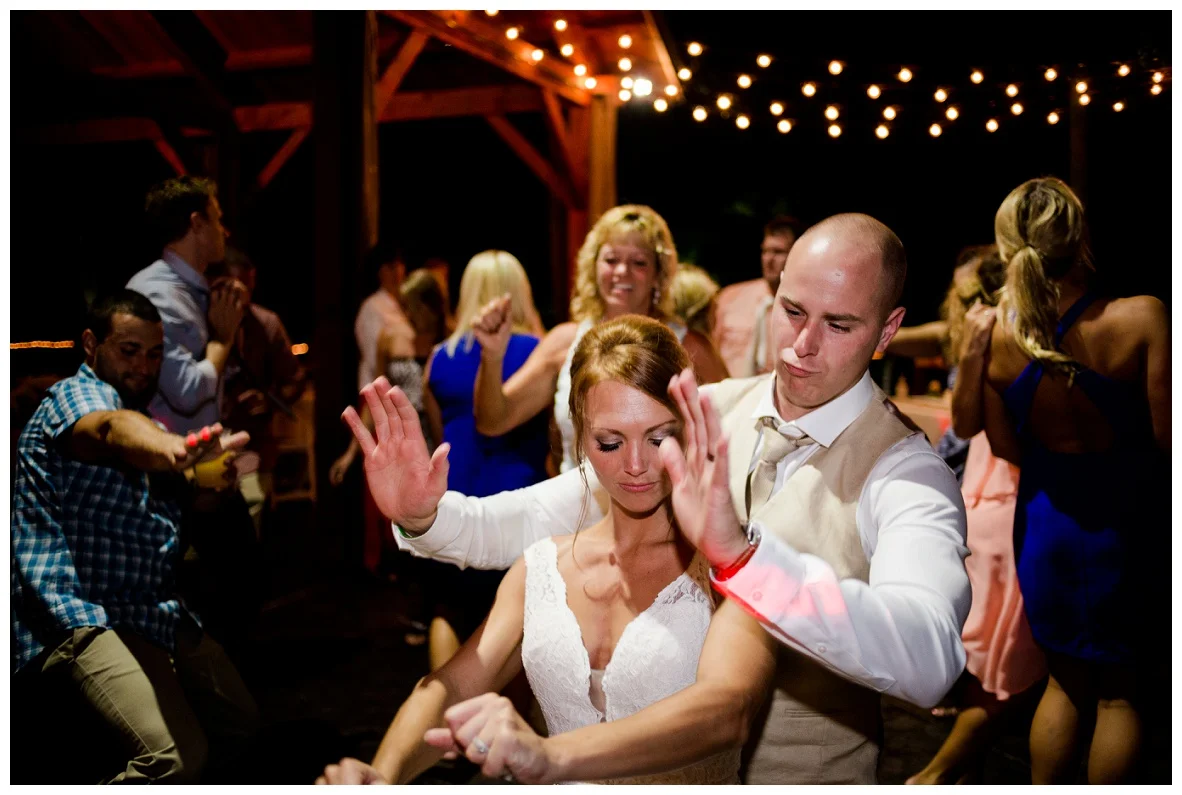 Cleveland Wedding Photographers Ashley and Todd_0143.jpg