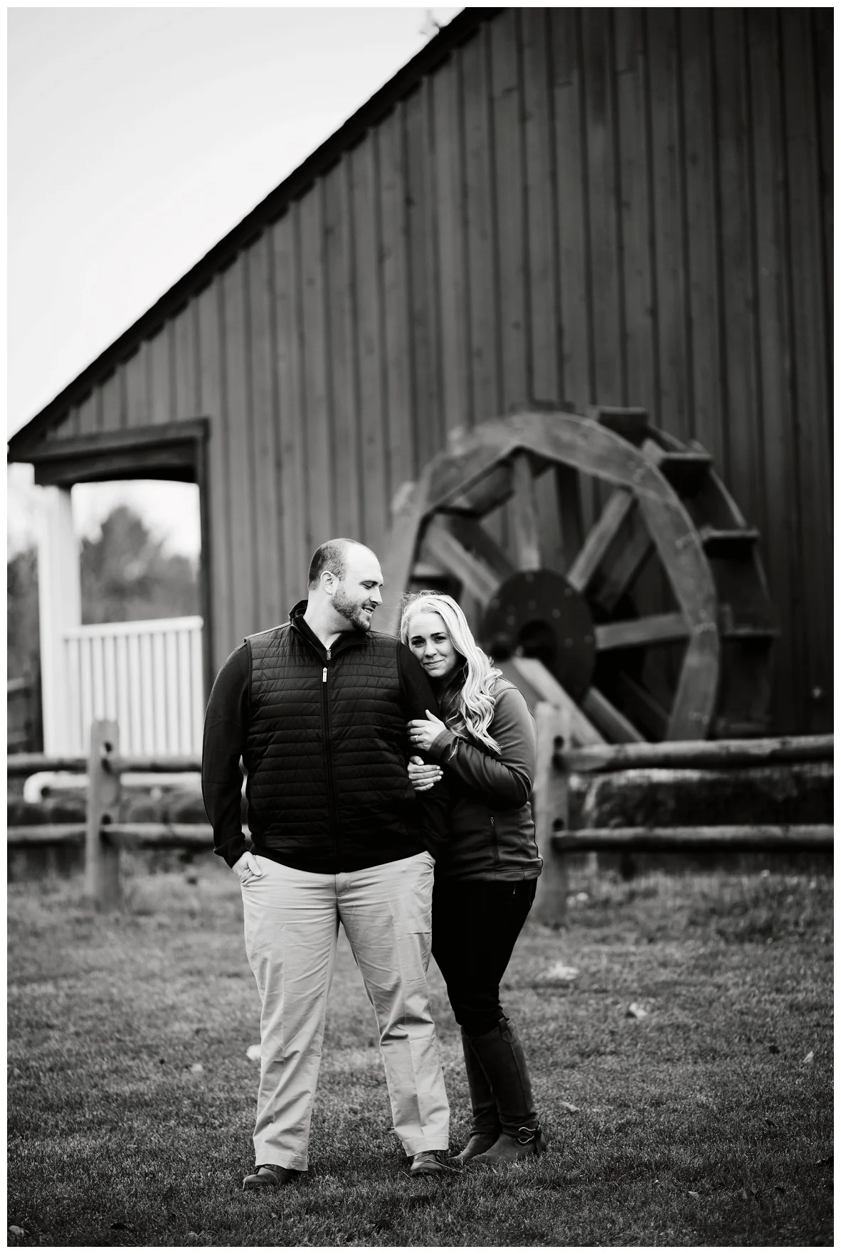 Millstream Park Engagement Session_0037.jpg