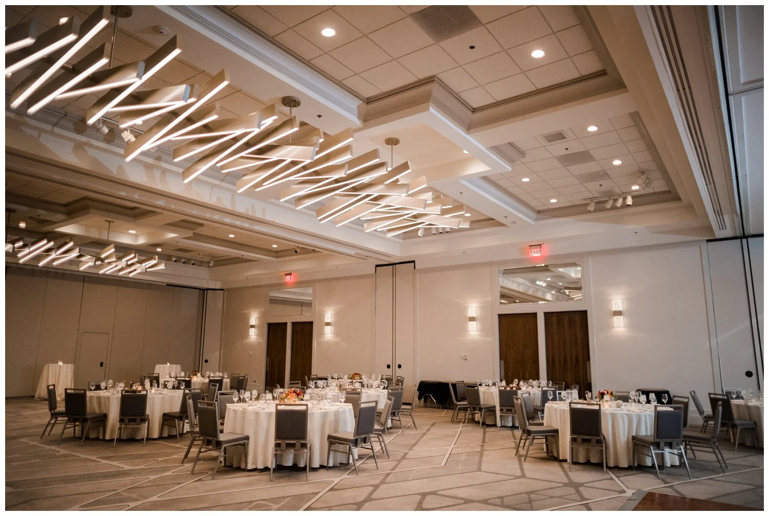 Cleveland Marriott Downtown Wedding_0170.jpg