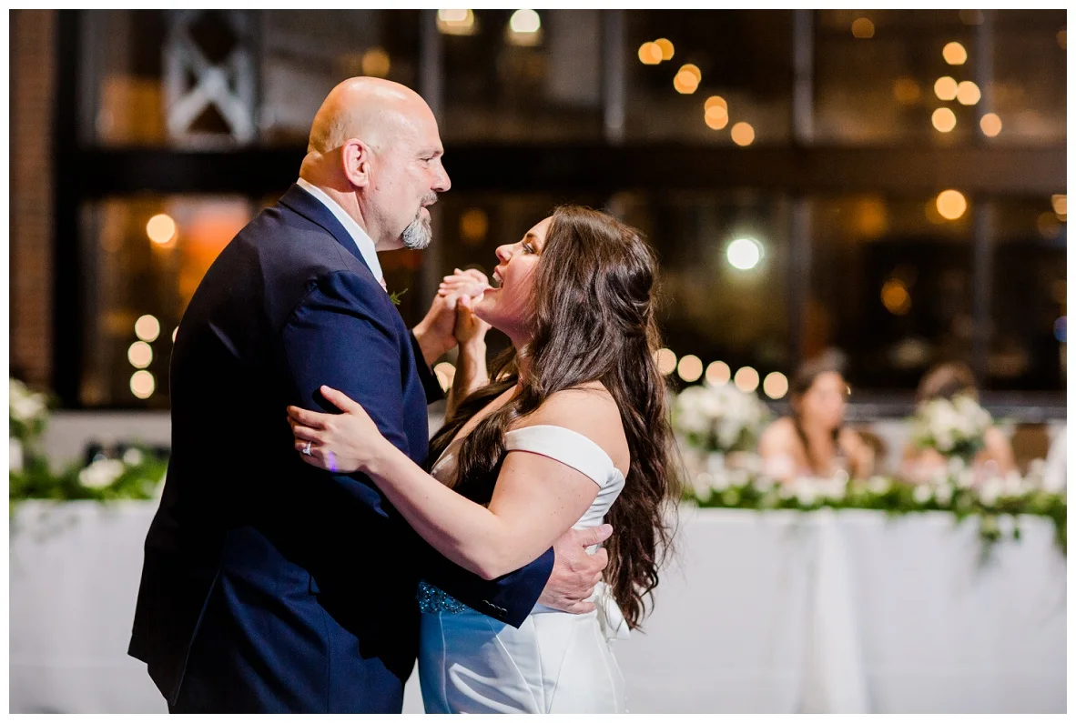 Cleveland Botanical Garden Wedding_0209.jpg