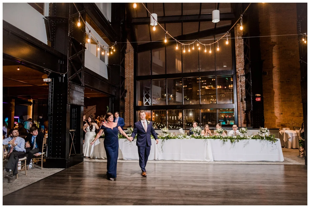 Cleveland Botanical Garden Wedding_0212.jpg