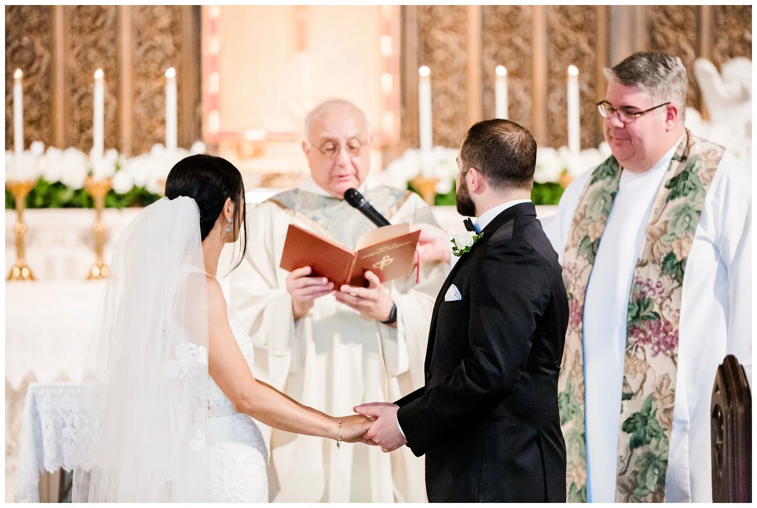 Cleveland Renaissance Downtown Wedding_0067.jpg