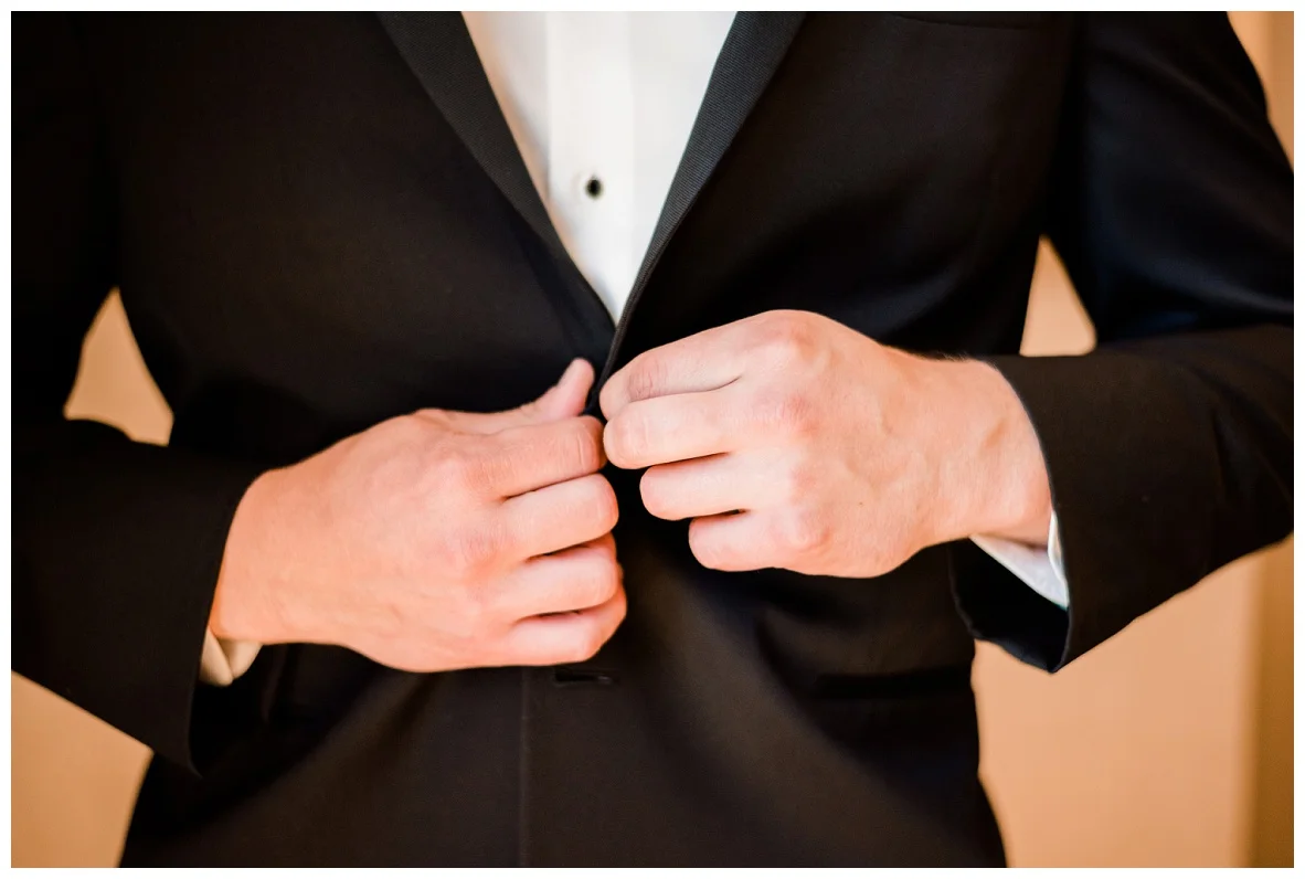 Noah's Mentor Ohio Wedding_0029.jpg