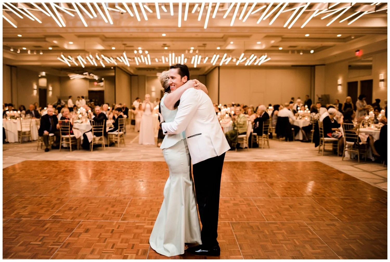 Downtown Cleveland Wedding_0194.jpg