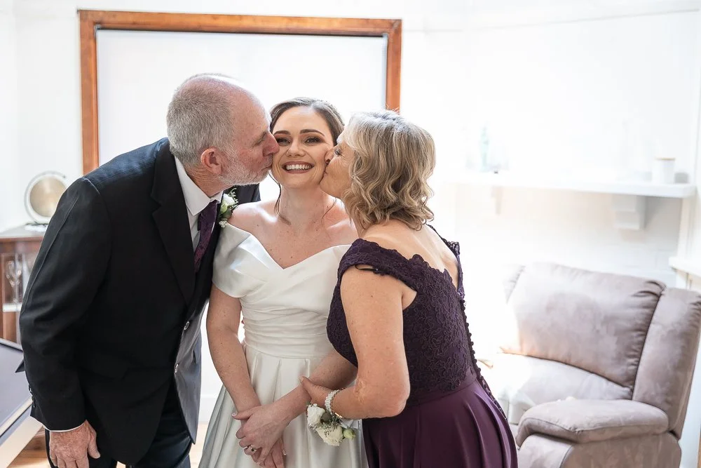 Waters Edge Wedding The Rocks NSW 014.jpg