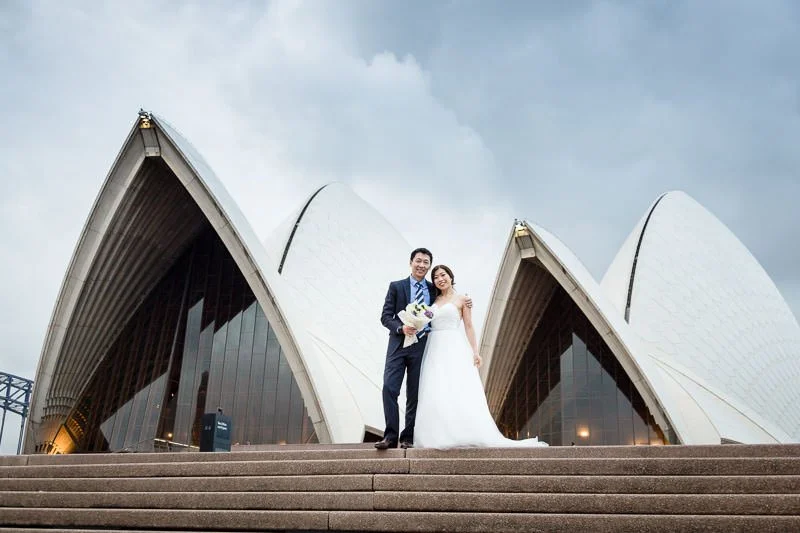 Wedding photoshoot at The Sydney Opera House