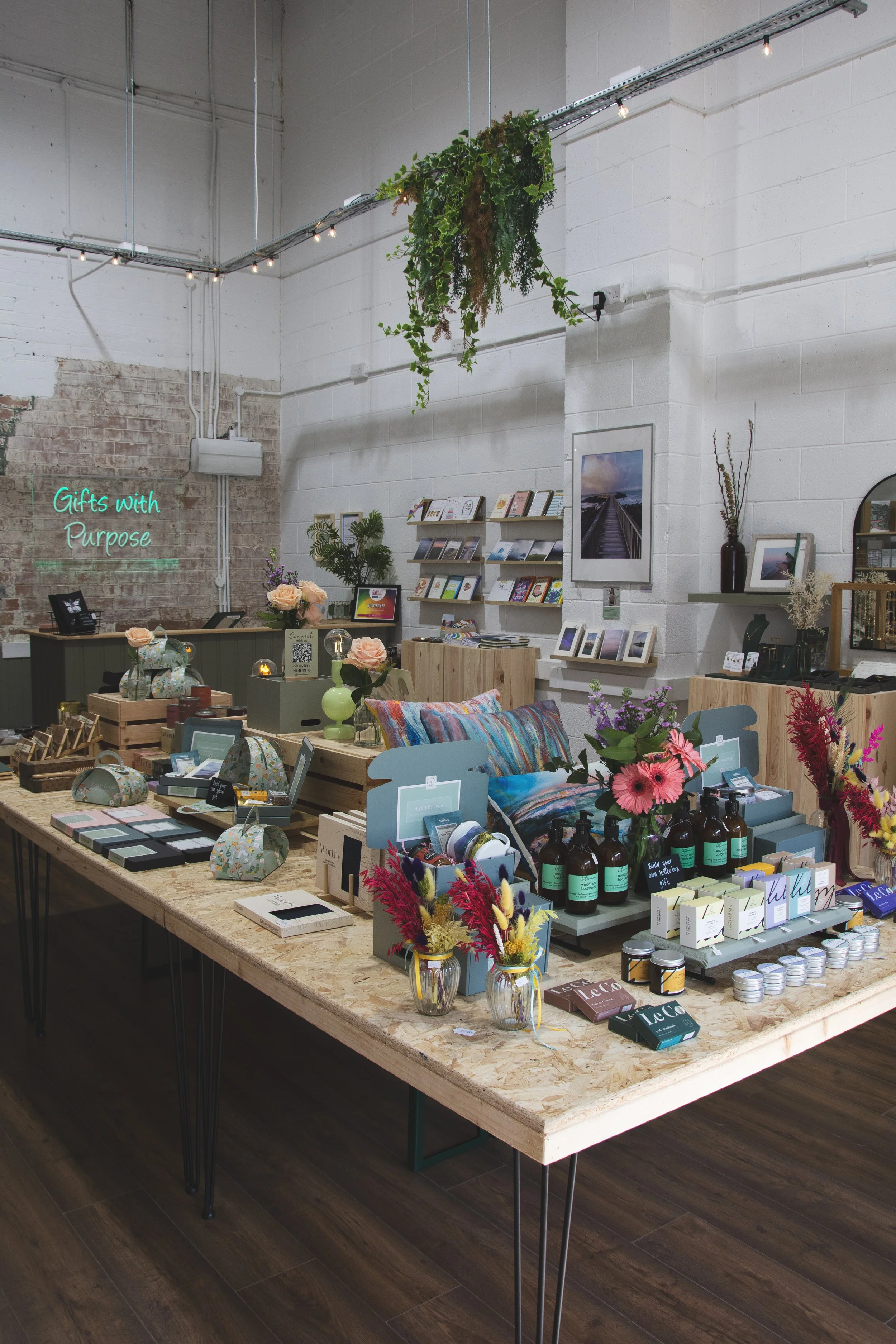 StoryboxShopSpring 1.jpg