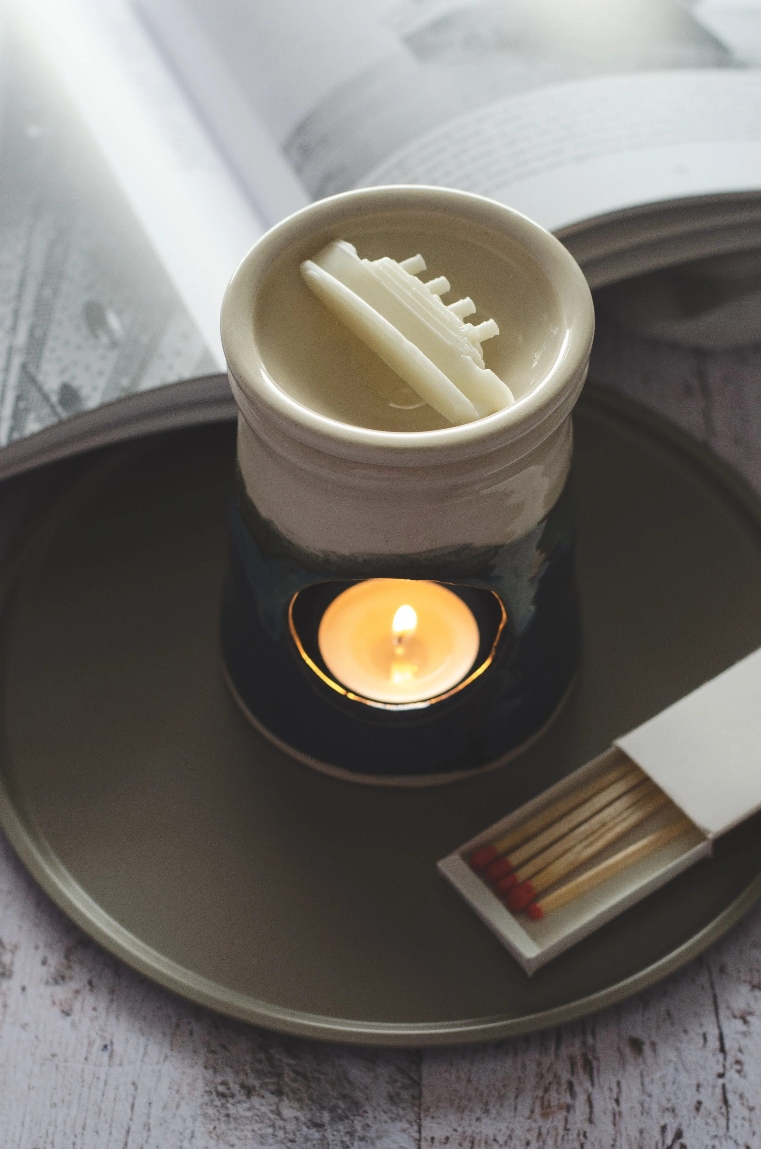 Titanic Candle & Melt Shoot 15.jpg