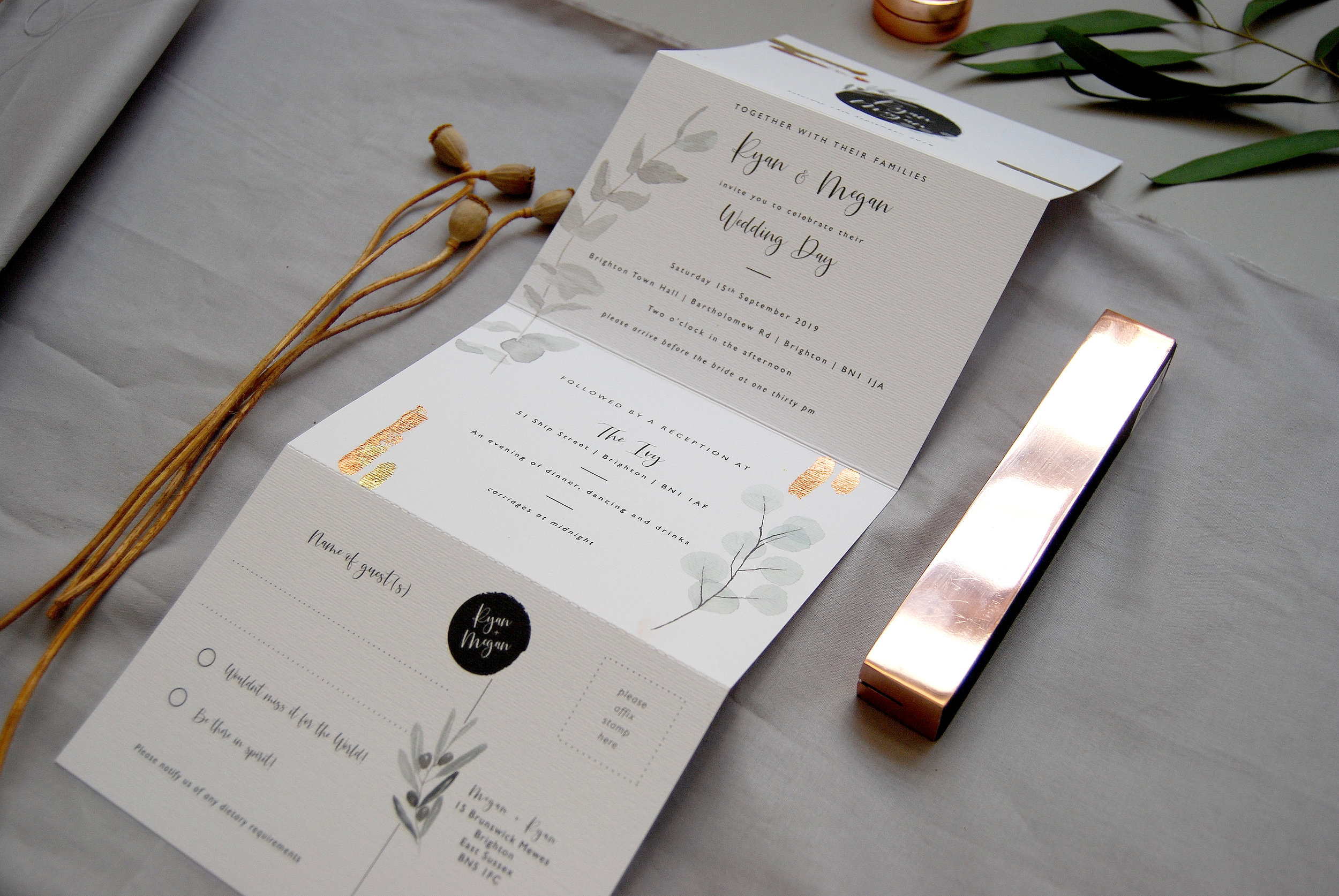 Folded_Wedding_Invitation_Set_11.jpg