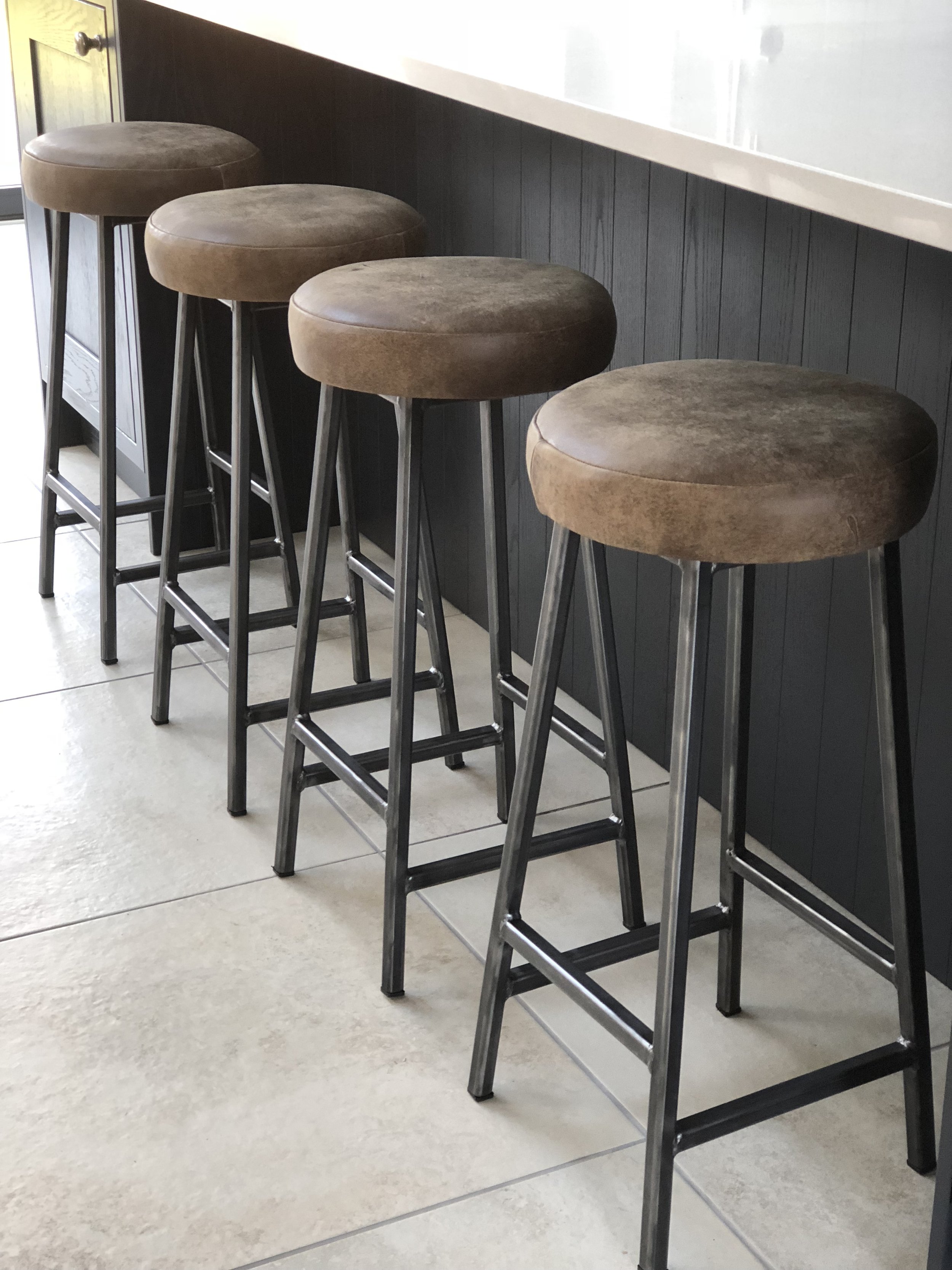 Round leather bar stools