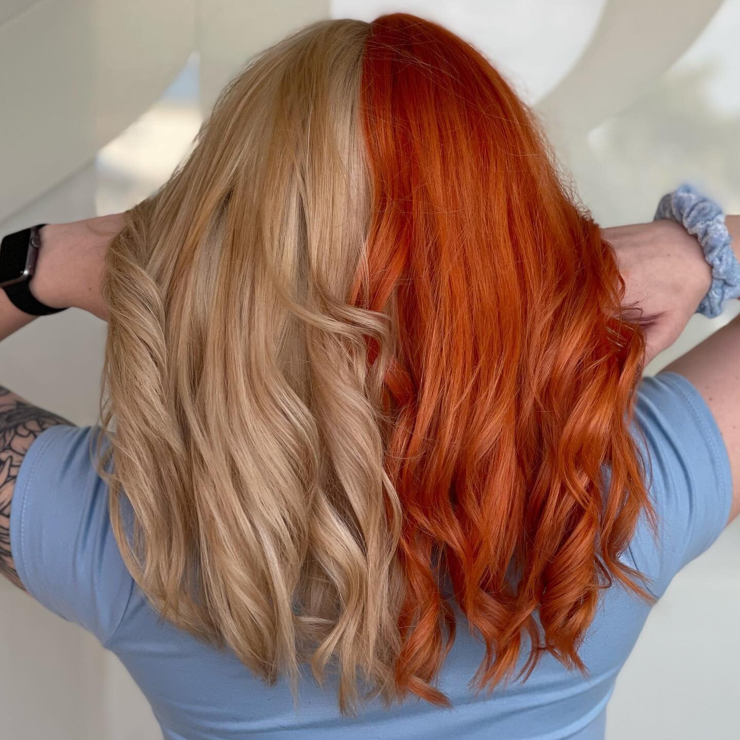 Artist - Francesca @boxdyebreakup 
Let&rsquo;s give this #splitdye two rounds of applause 
#👏👏 #😍#🧡

#copperhair #splitdyedhair #hair #hairstyles #haircut #haircolor #hairstyle #hairideas #hairfashion #hairtransformation #hairpainting #hairtrends