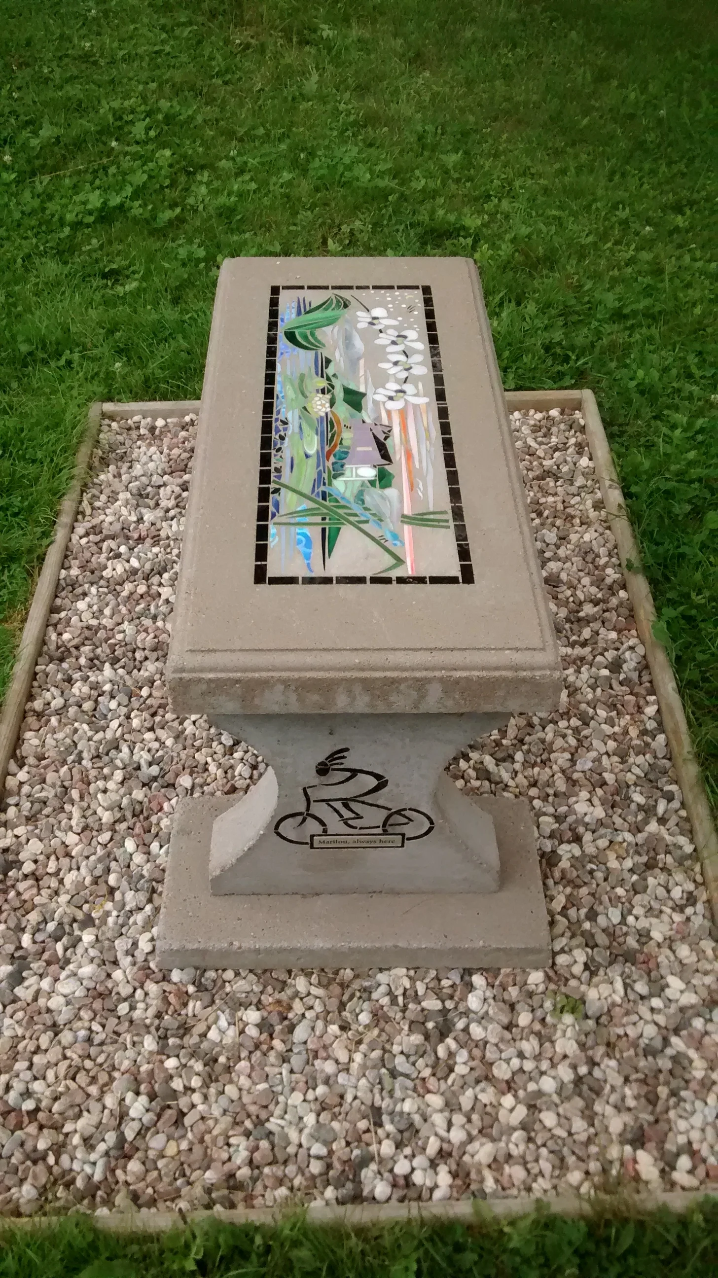 Memorial to Mary Lou