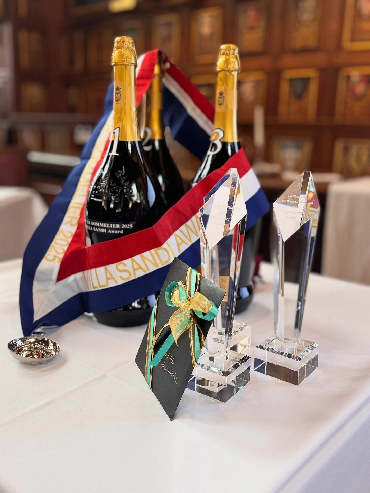 The Best UK Sommelier Villa Sandi Award is about to start!! Full house in one of the most beautiful venues in London and a lot of positive energy!! Stay tuned to know the WINNER!! @villasandi