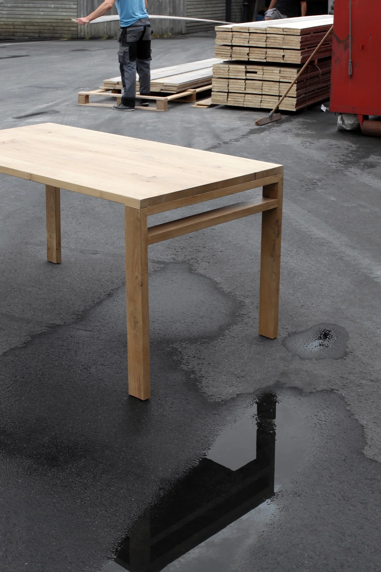 660€ TVAC - incl.VAT (1100€ - 40%) Table Fond de wagon naturel - Wagon floor natural 152 x 80 x 75 cm More info