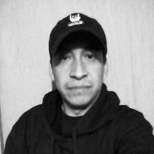 Eduardo "Lalo" Mendoza Dedicado a la Fantasía, los comics son mi vida, Siempre he sido cautivado por la magia de la radio. Hay que luchas por los sueños no importa cual difícil parezca la recompensa llega al final. @eduardomendoza6