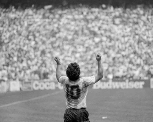 Maradona, un artista del césped