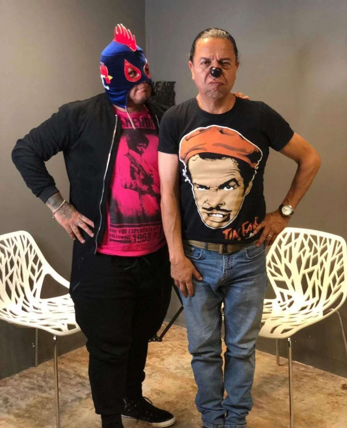 Los Qué Payasos haciendo mucho ruido