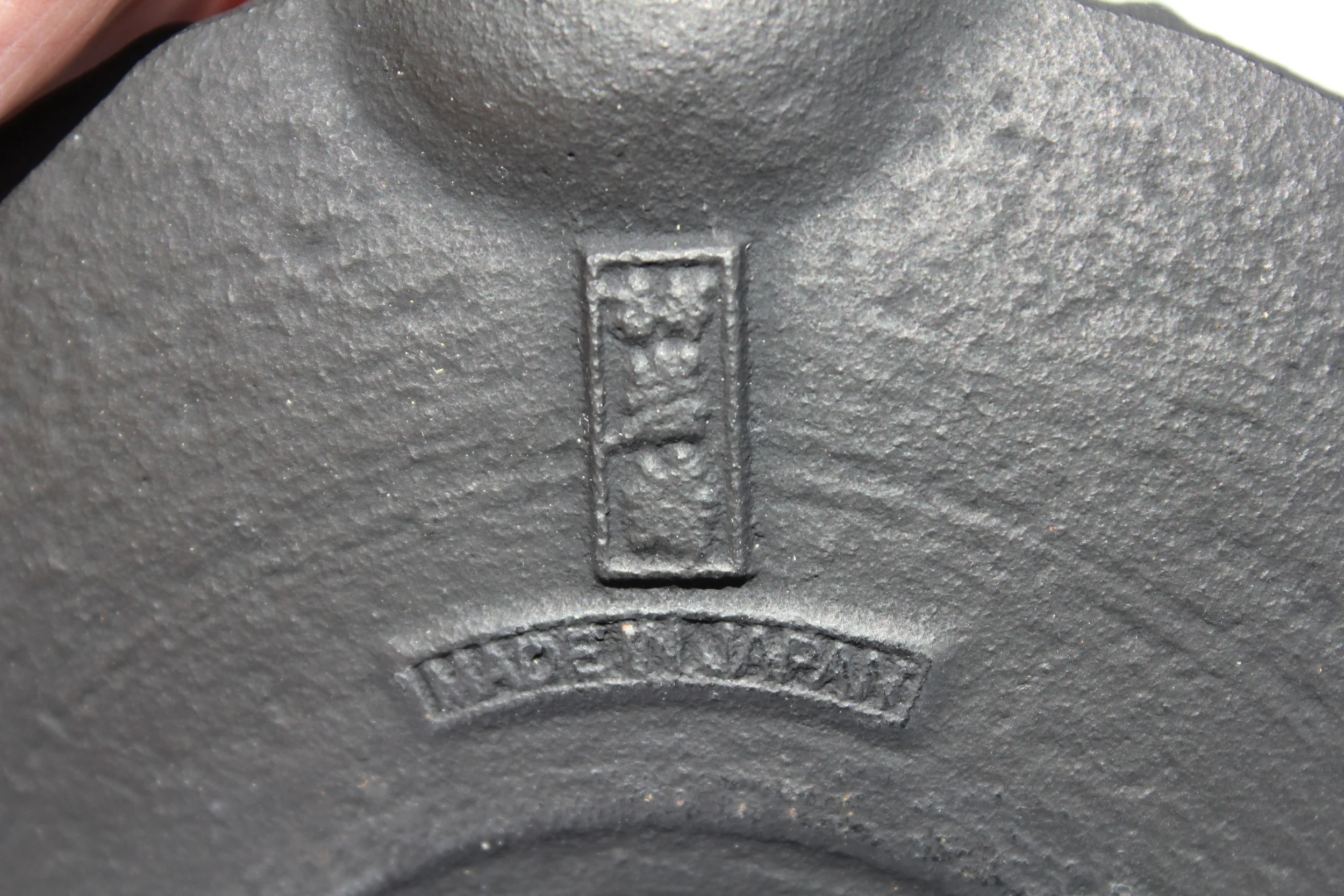 IWACHU Cast Iron Teapot LOGO