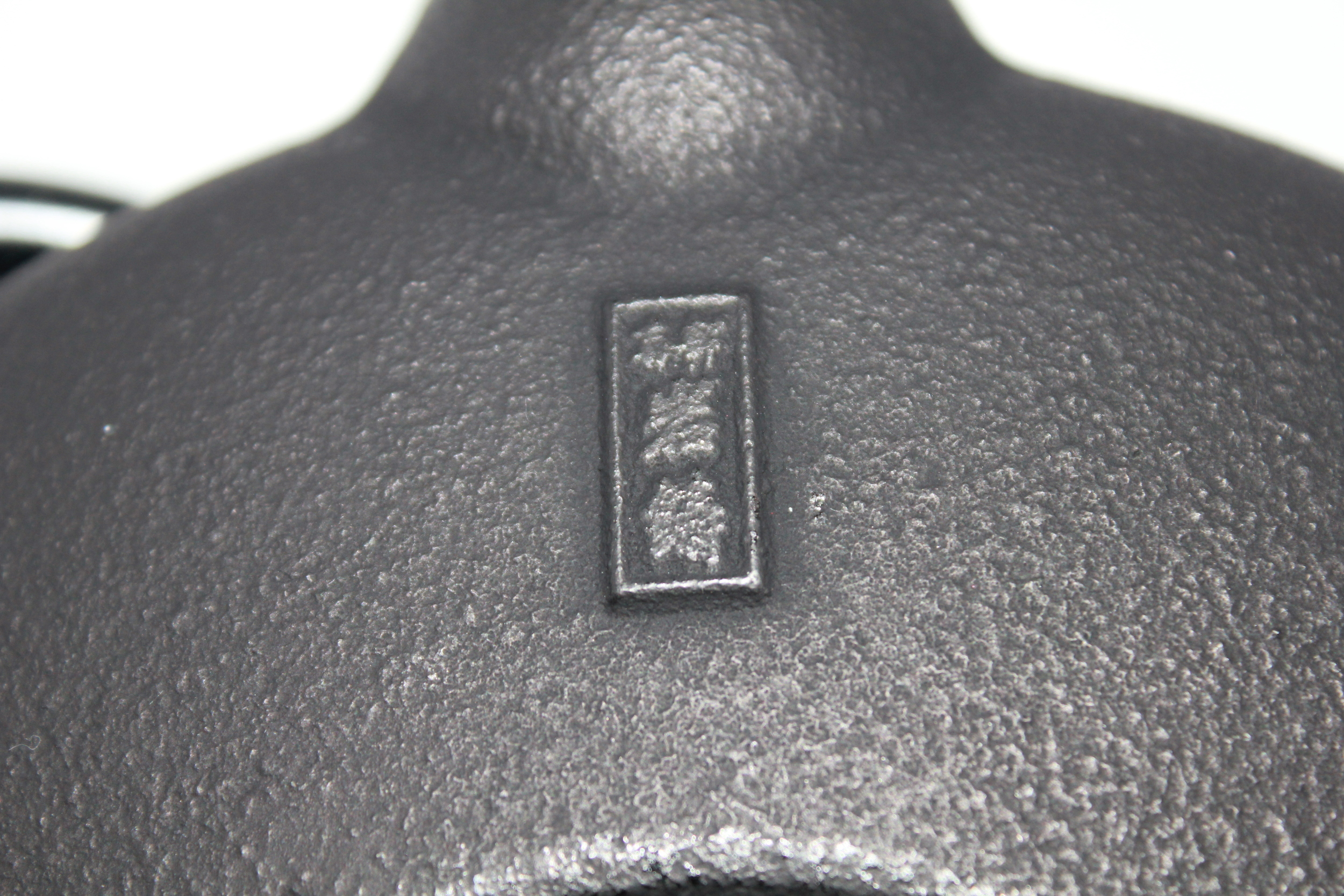 IWACHU Cast Iron Teapot LOGO