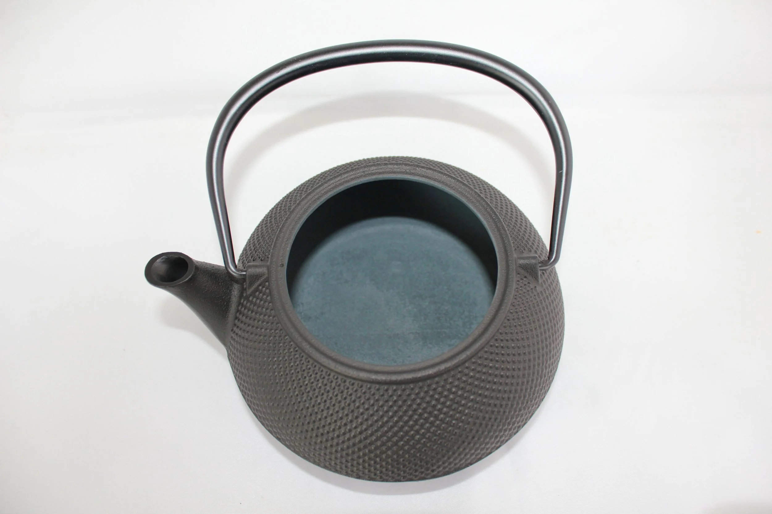 IWACHU Cast Iron  Japanese Kettle ARARE inside