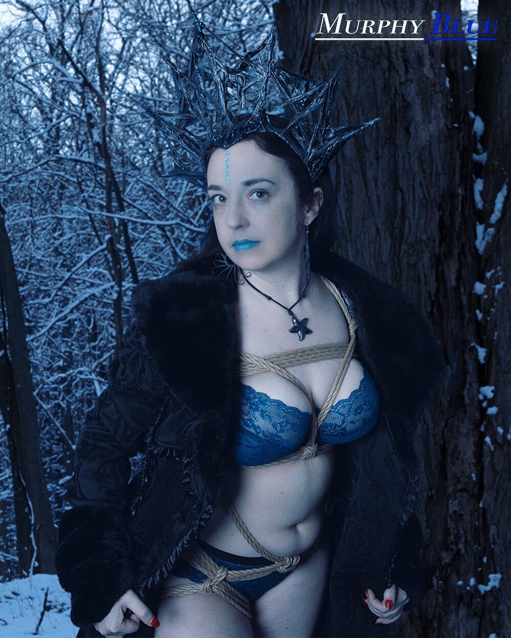 &ldquo;When the Matron of Winter passes your way, remember to honor her, lest she brings her chill to the unworthy.&rdquo;

Being chill with @maris.corde 

#sm #bluerope #shibari #ropetime #kinbaku #ropebondageart #snowbondage #ropeinthewoods #winter