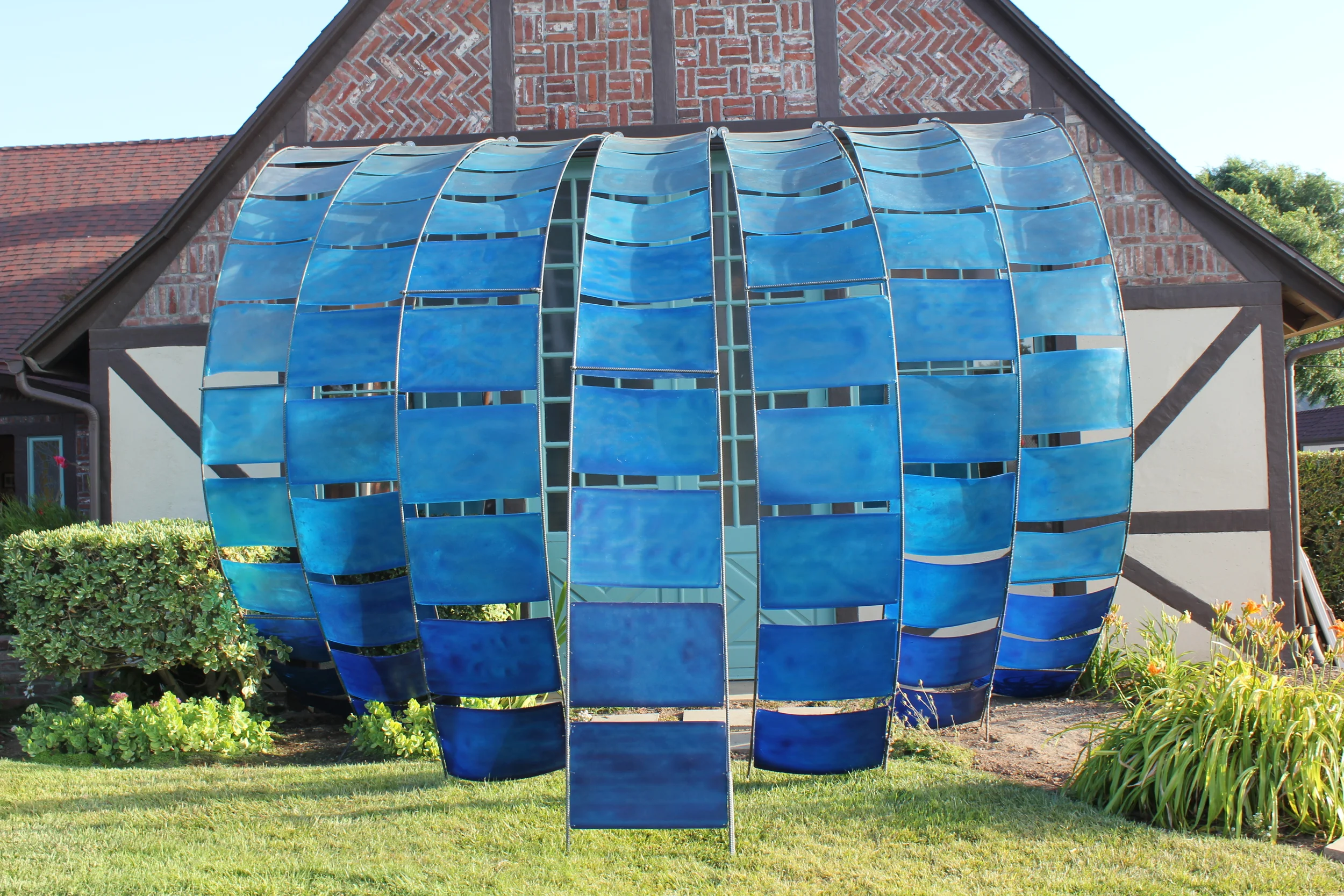 21. Blakeney Sanford Cresting July 2010, epoxy resin:fiberglass:steel, 18'x12'x12'.JPG